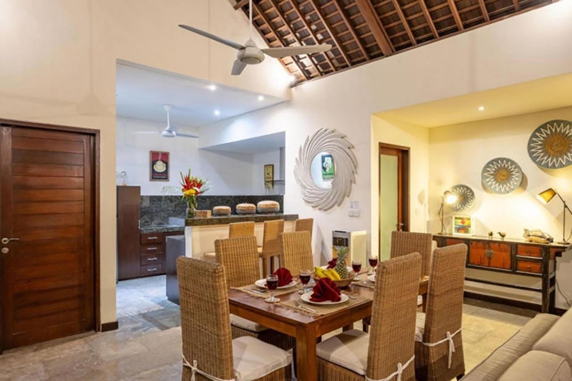 Villa Tiga Mangga By Optimum Bali Villas Семиньяк Экстерьер фото