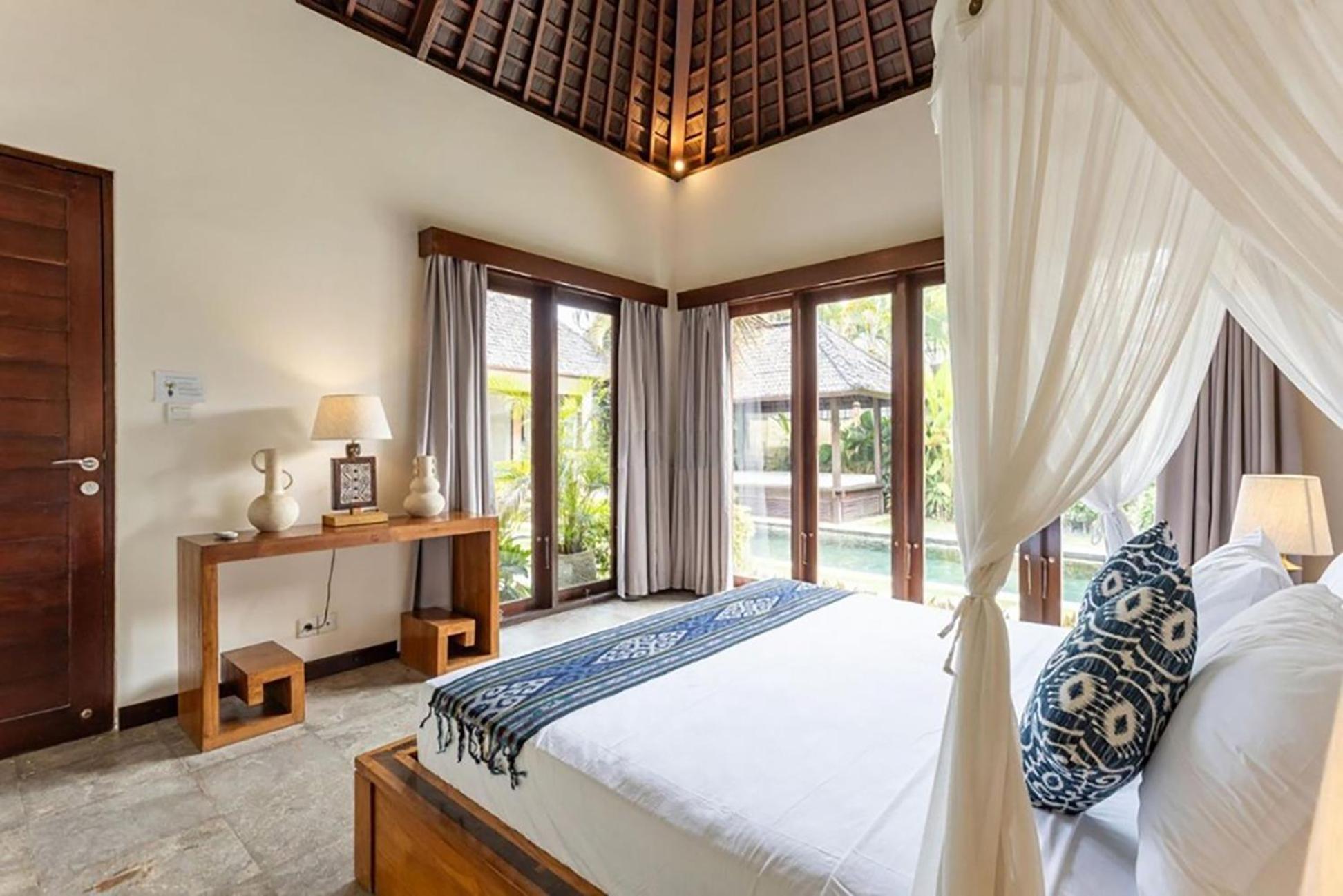 Villa Tiga Mangga By Optimum Bali Villas Семиньяк Экстерьер фото
