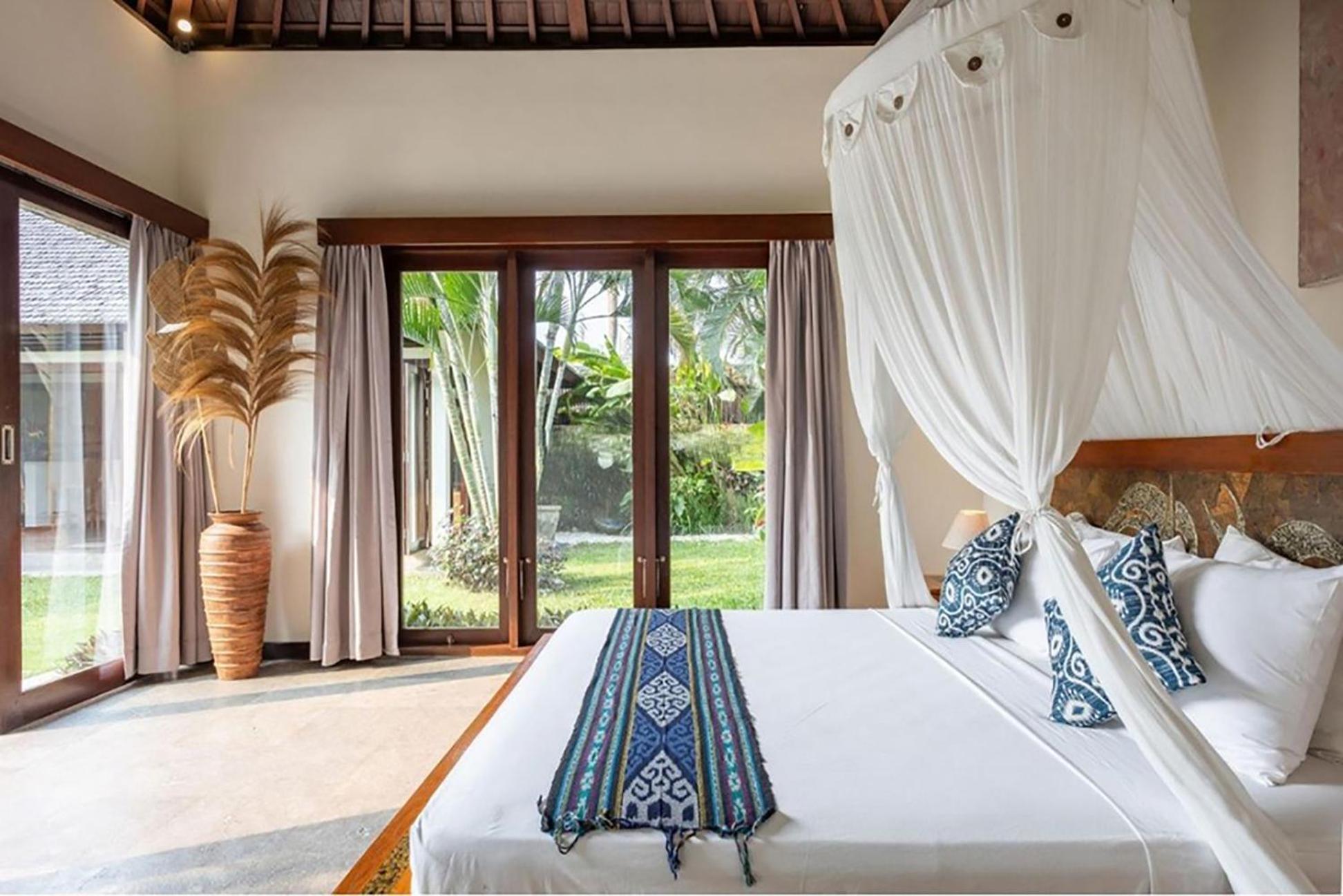 Villa Tiga Mangga By Optimum Bali Villas Семиньяк Экстерьер фото
